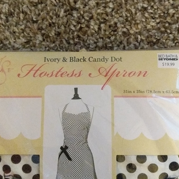 Hostess Apron - Picture 4 of 4